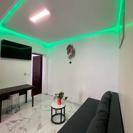 Superbe Renove Au Coeur De La Capitale *