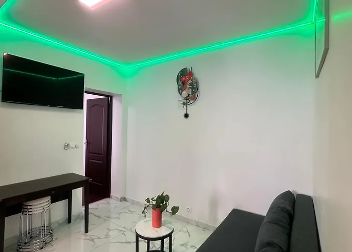 Excellent Renove Au Coeur De La Capitale *
